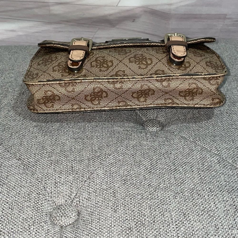 Guess Signature Handbag Tan Mini - Picture 6 of 8